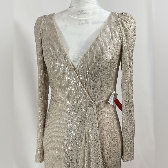 Mac Duggal Sequin Evening Gown size 4 - Picture 10 of 12